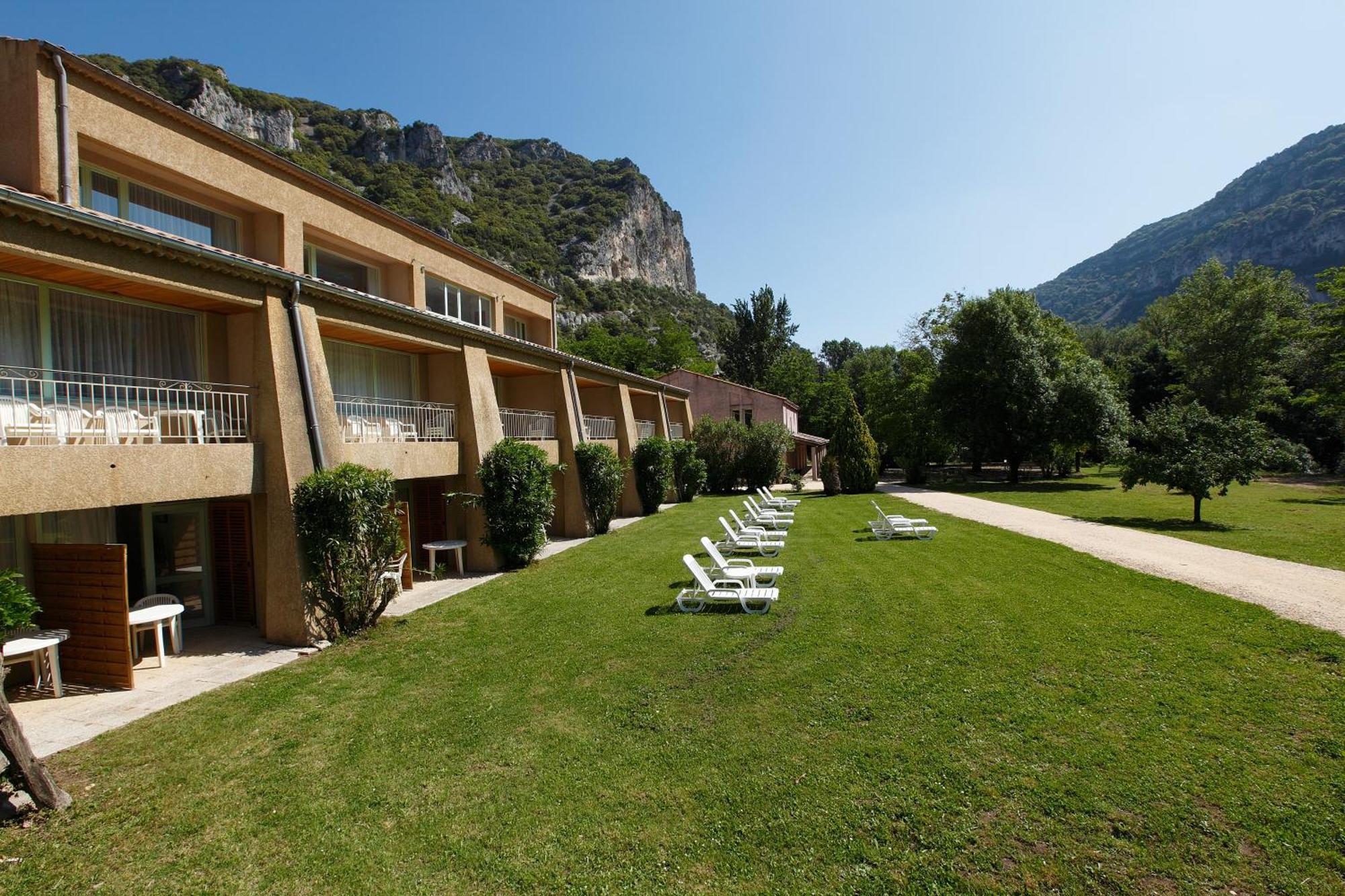 Vacanceole - Le Domaine De Chames - Pont D'Arc Vallon-Pont-dʼArc Екстериор снимка